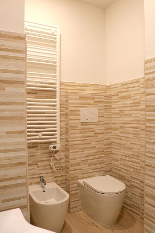 Portello Double Rooms Flat - 3 People Milan Luaran gambar