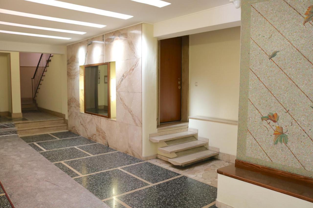 Portello Double Rooms Flat - 3 People Milan Luaran gambar