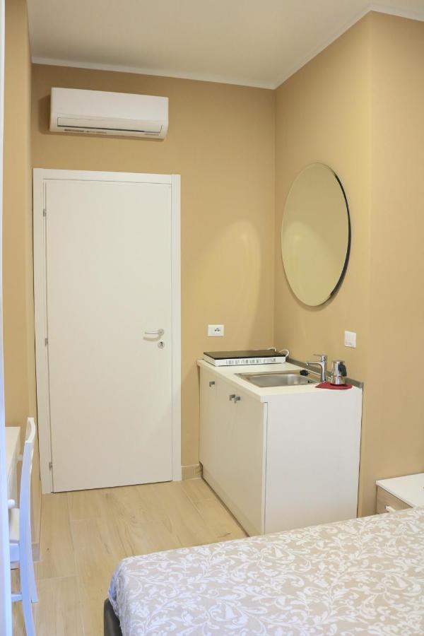 Portello Double Rooms Flat - 3 People Milan Luaran gambar